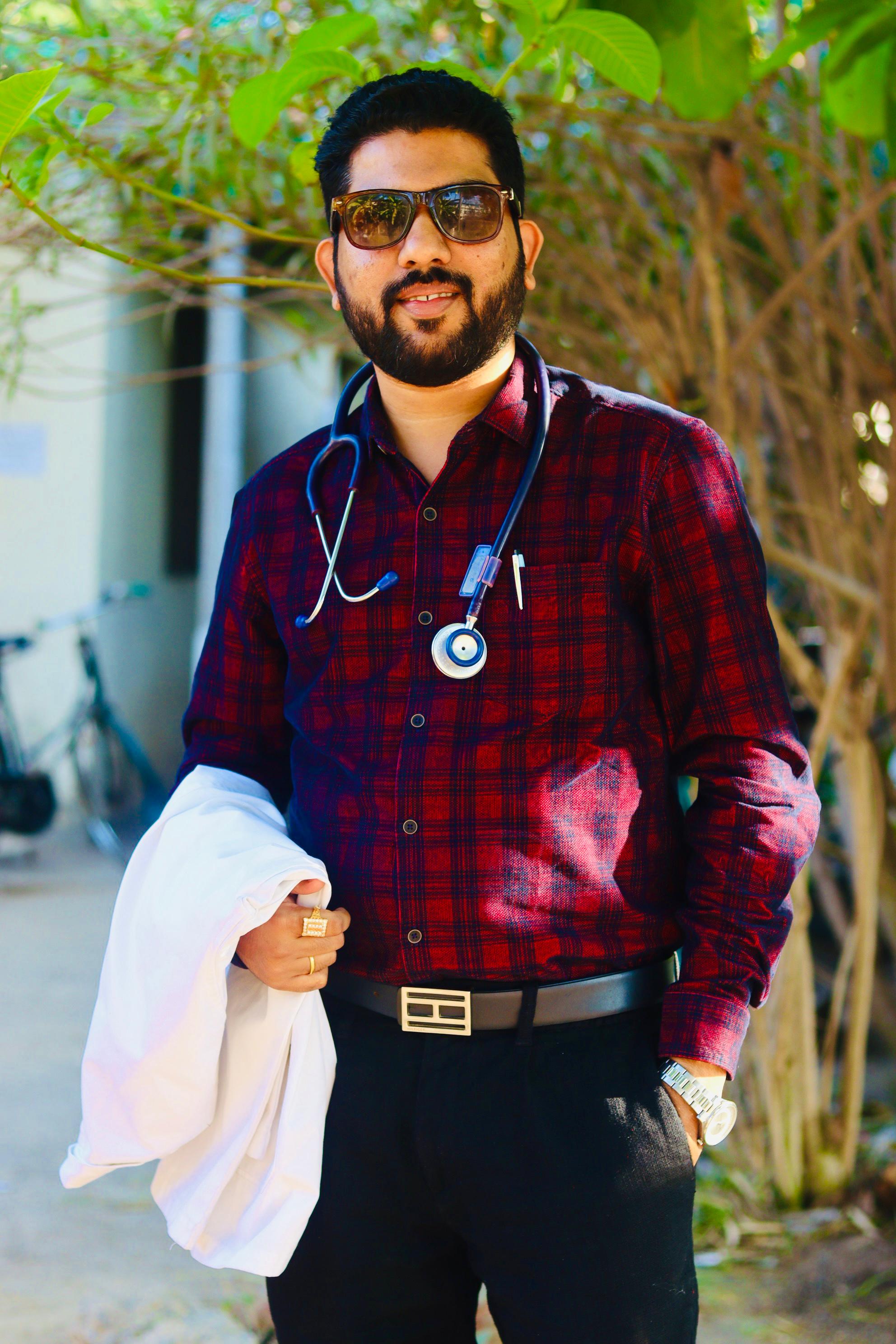 Profile picture of Dr.Sheshadev Senapati